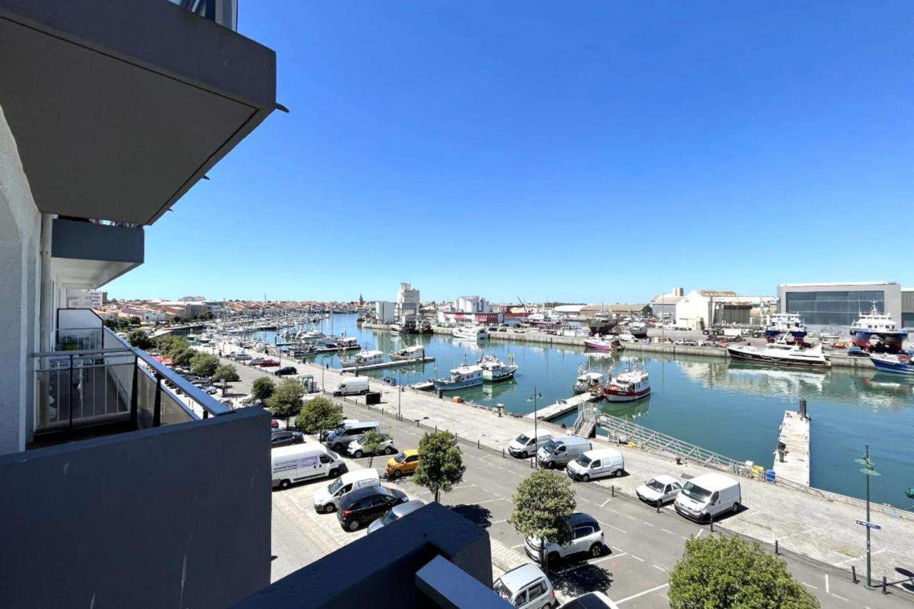 Pretty And Bright Studio With View On The Harbor Les Sables-dʼOlonne Extérieur photo