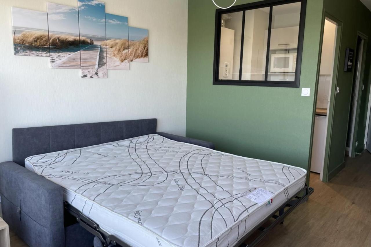 Pretty And Bright Studio With View On The Harbor Les Sables-dʼOlonne Extérieur photo